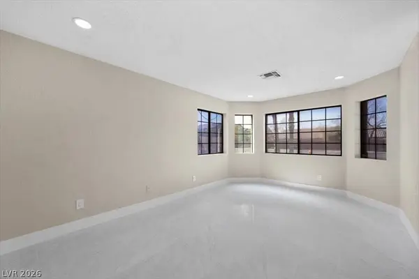 3382 Montessouri ST, Las Vegas, NV 89117