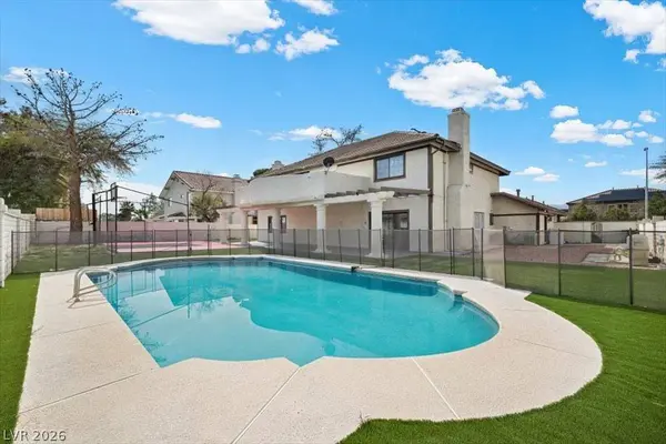 3382 Montessouri ST, Las Vegas, NV 89117