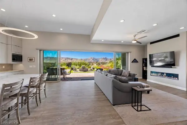 12517 Skyracer DR, Las Vegas, NV 89138