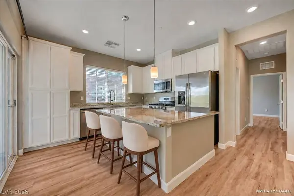8487 Insignia AVE #106, Las Vegas, NV 89178
