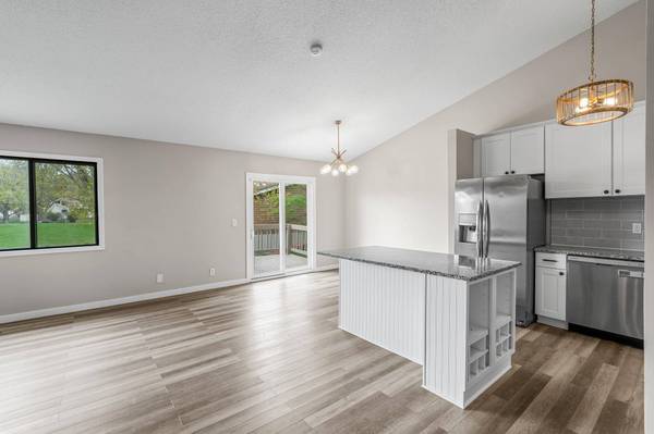 8345 Mitchell RD, Eden Prairie, MN 55347