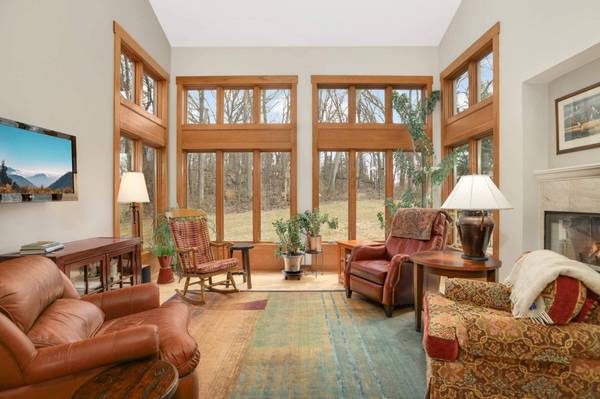 1392 Michelle DR, Eagan, MN 55123