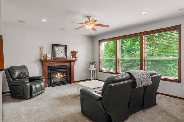 18285 Dunbury AVE, Farmington, MN 55024