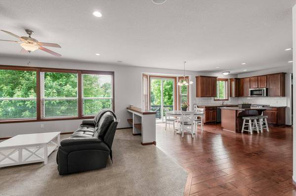 18285 Dunbury AVE, Farmington, MN 55024