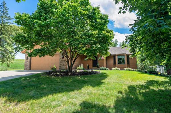 4730 144th ST W, Apple Valley, MN 55124