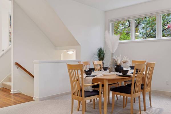 1760 Waterford CT, Golden Valley, MN 55422