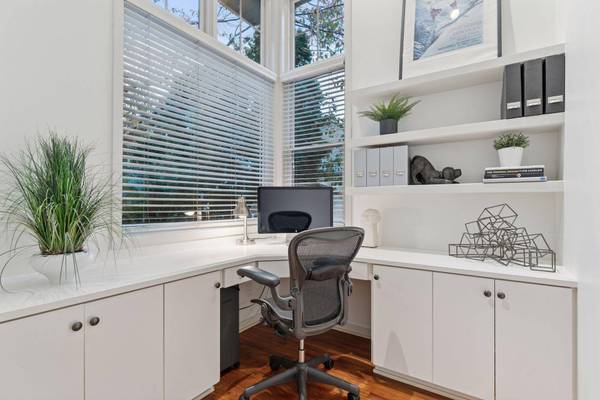 1760 Waterford CT, Golden Valley, MN 55422