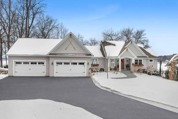 1855 Concordia ST, Wayzata, MN 55391