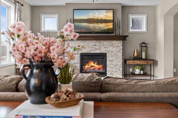 19719 Henning AVE, Lakeville, MN 55044