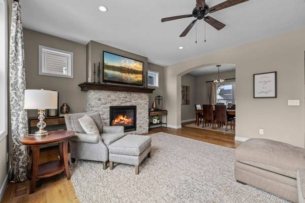 19719 Henning AVE, Lakeville, MN 55044