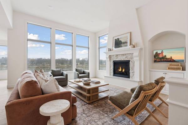 4100 115th AVE NW, Coon Rapids, MN 55433