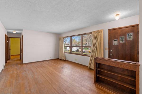 5251 Quebec AVE N, New Hope, MN 55428