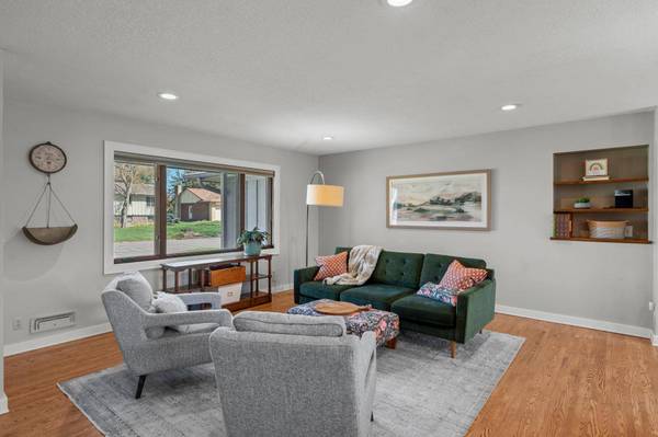 14275 Garland AVE, Apple Valley, MN 55124