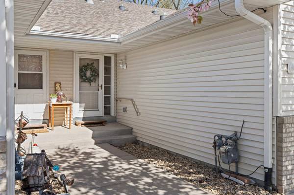6317 Cavell CT, Brooklyn Park, MN 55428