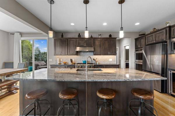 19438 Caravel CT, Farmington, MN 55024