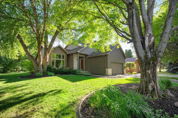 960 Wildflower CT
