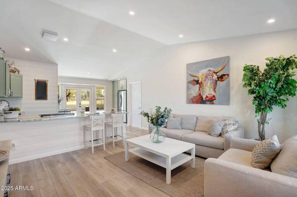 17849 N 35TH Place, Phoenix, AZ 85032