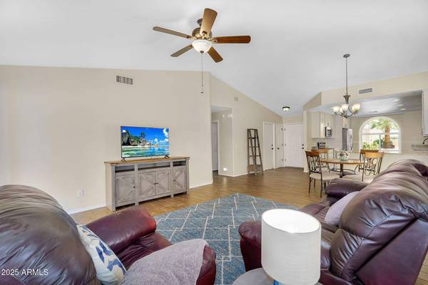 25462 S TRURO Drive, Sun Lakes, AZ 85248