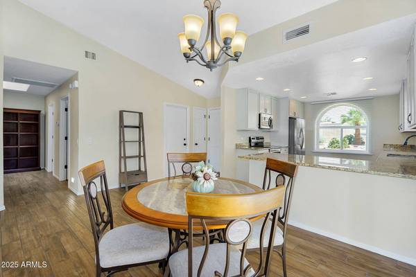 25462 S TRURO Drive, Sun Lakes, AZ 85248