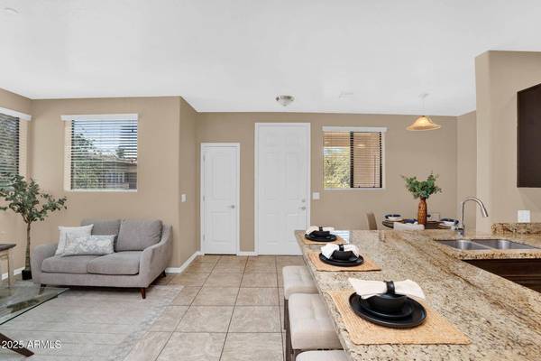 3330 S GILBERT Road #2032, Chandler, AZ 85286