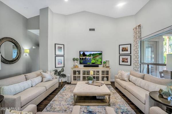 4623 S OLEANDER Drive, Chandler, AZ 85248