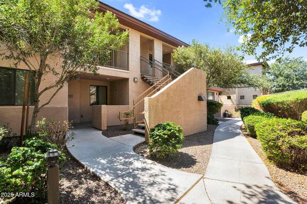 3330 S GILBERT Road #2032, Chandler, AZ 85286