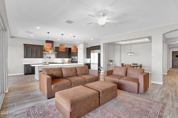 16146 W SAGUARO PARK Lane, Surprise, AZ 85387