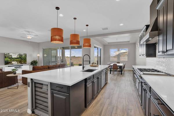 16146 W SAGUARO PARK Lane, Surprise, AZ 85387