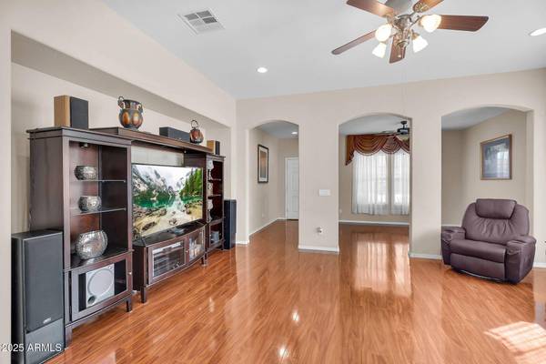 11528 E SEBRING Avenue, Mesa, AZ 85212