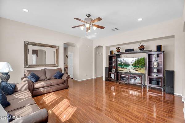 11528 E SEBRING Avenue, Mesa, AZ 85212