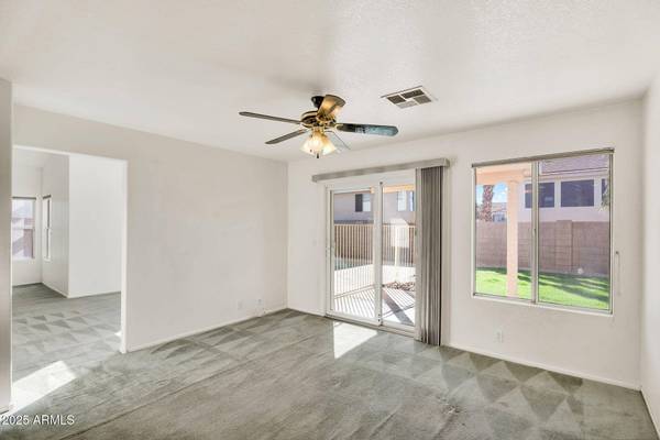 2905 E GLENHAVEN Drive, Phoenix, AZ 85048