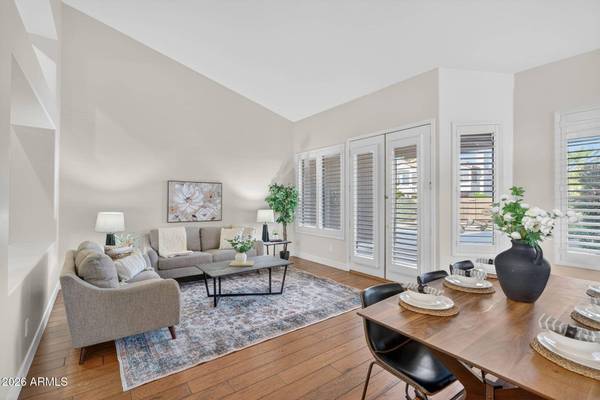 1788 W CANARY Way, Chandler, AZ 85286