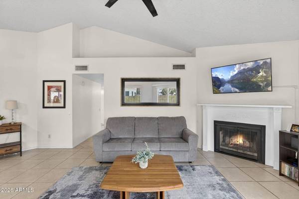 5158 W Mercury Way, Chandler, AZ 85226