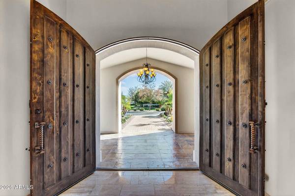 504 W HARMONY Place, Chandler, AZ 85248