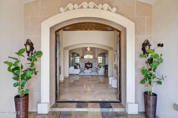 504 W HARMONY Place, Chandler, AZ 85248