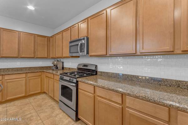 44395 W BAILEY Drive, Maricopa, AZ 85138