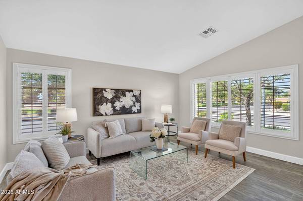 709 E PRESCOTT Drive, Chandler, AZ 85249