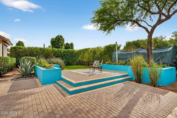 5182 S EMERALD Place, Chandler, AZ 85249