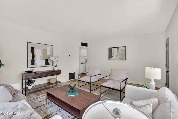 1324 E HALL Street, Tempe, AZ 85281