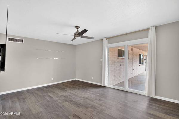 1707 N 42ND Street, Phoenix, AZ 85008