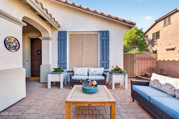 2762 E CAROB Drive, Gilbert, AZ 85298
