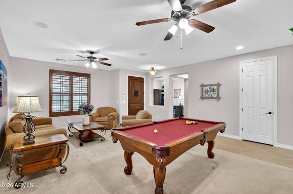 2762 E CAROB Drive, Gilbert, AZ 85298