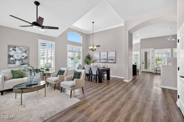 2541 E SILVERWOOD Drive, Phoenix, AZ 85048