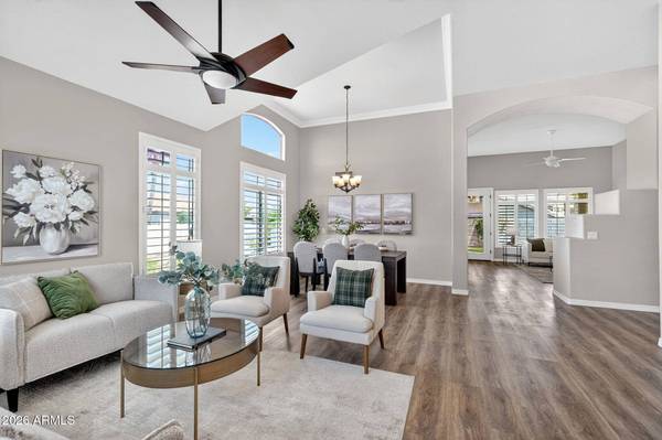 2541 E SILVERWOOD Drive, Phoenix, AZ 85048