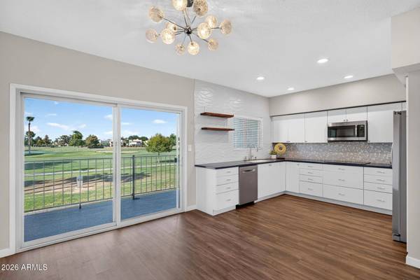2524 S EL PARADISO Drive S #40, Mesa, AZ 85202