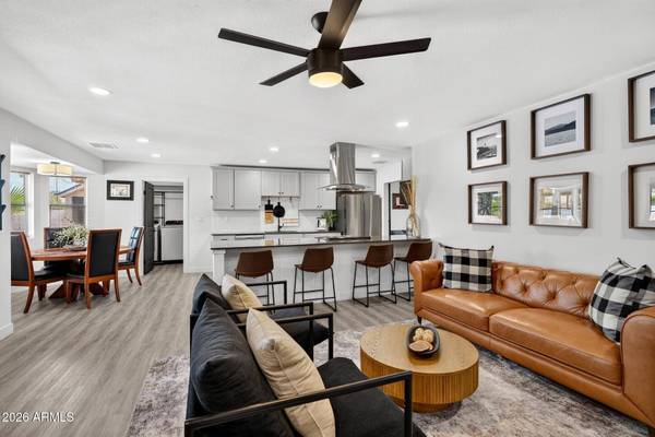 2062 E DOWNING Street, Mesa, AZ 85213