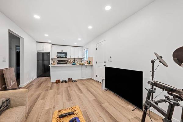 1990 Harrison AVE, San Diego, CA 92113