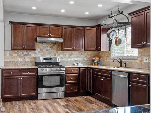 530 E 1St ST, National City, CA 91950