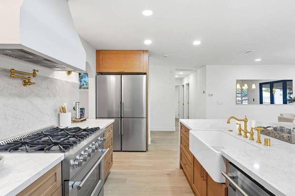 206 E Emerson ST, Chula Vista, CA 91911