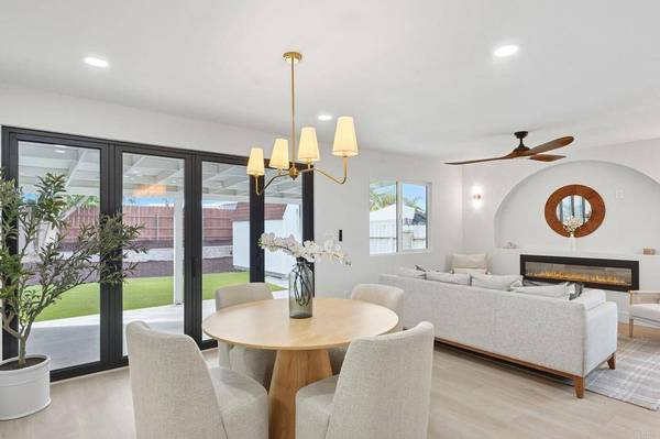 206 E Emerson ST, Chula Vista, CA 91911